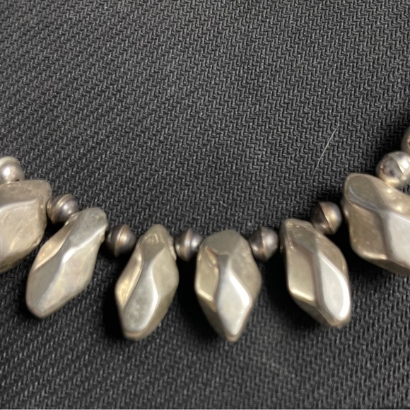 Hand Crafted Unique Earth “One of a Kind” Sterling Silver Necklace & Earrings. - Picture 4 of 6